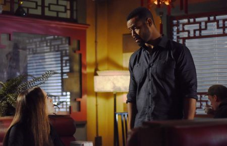 Shadowhunters - ALEXANDRA ORDOLIS, ISAIAH MUSTAFA