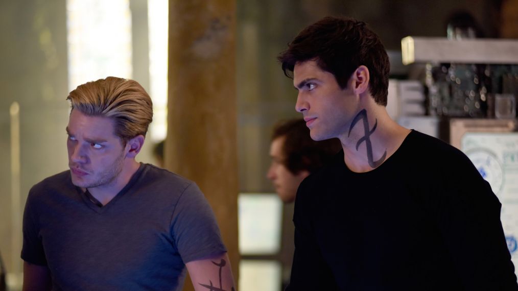 Shadowhunters - DOMINIC SHERWOOD, MATTHEW DADDARIO