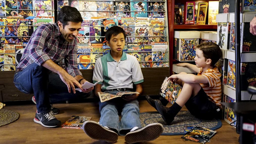 Tam (Ryan Phuong) and Sheldon (Iain Armitage) behind the scenes of Young Sheldon - 'A Therapist, a Comic Book, and a Breakfast Sausage'