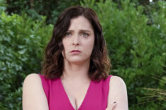 Rachel Bloom as Rebecca in Crazy Ex-Girlfriend - 'Nathaniel and I are Just Friends!'