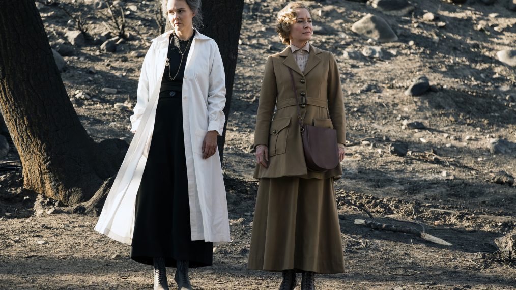 Kim Bubbs as Marie Curie, Susanna Thompson as Carol in Timeless - Season 2