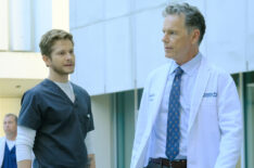 Matt Czuchry and Bruce Greenwood in 'The Resident'