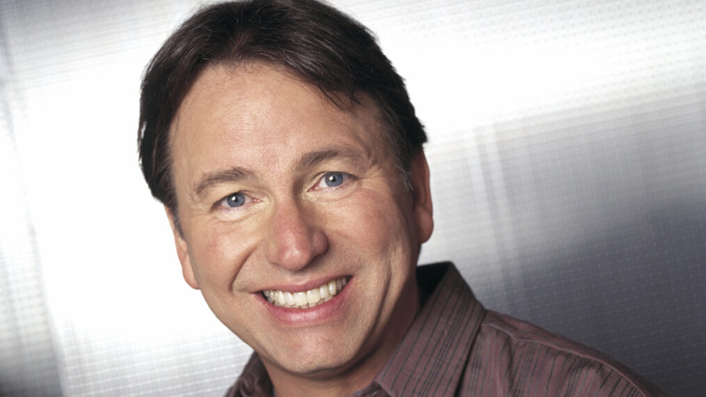 8 Simple Rules for Dating My Teenage Daughter - John Ritter as Paul Hennessy