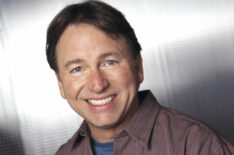 8 Simple Rules for Dating My Teenage Daughter - John Ritter as Paul Hennessy