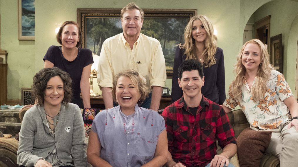 The Cast of 'Roseanne' – Sara Gilbert, Laurie Metcalf, Roseanne Barr, John Goodman, Michael Fishman, Sarah Chalke, Lecy Goranson