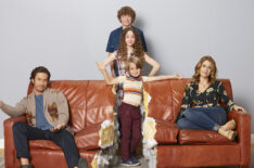 Splitting Up Together – Oliver Hudson, Van Crosby, Olivia Keville, Sander Thomas, Jenna Fischer