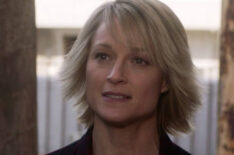 Teri Polo in The Fosters