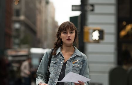 Ella Purnell in Sweetbitter