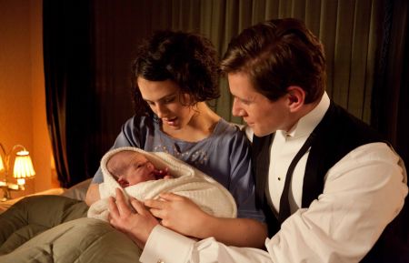 Downton Abbey - JESSICA BROWN FINDLAY, ALLEN LEECH