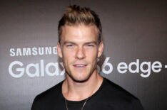 Alan Ritchson celebrates the new Samsung Galaxy S6 edge+ and Galaxy Note5 at Launch Event