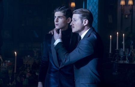 David Mazouz and Ben McKenzie in Gotham