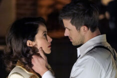 Abigail Spencer as Lucy and Matt Lanter as Wyatt in the 'Hollywoodland' episode of Timeless