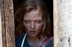 Madison Lintz as young Sophia in The Walking Dead