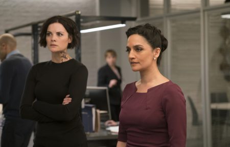 Jaimie Alexander as Jane Doe and Archie Panjabi as Nas in Blindspot - Season 3 - 'Warning Shot'