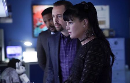 Duane Henry, Sean Murray, Pauley Perrette on 'NCIS' - Keep Your Friends Close