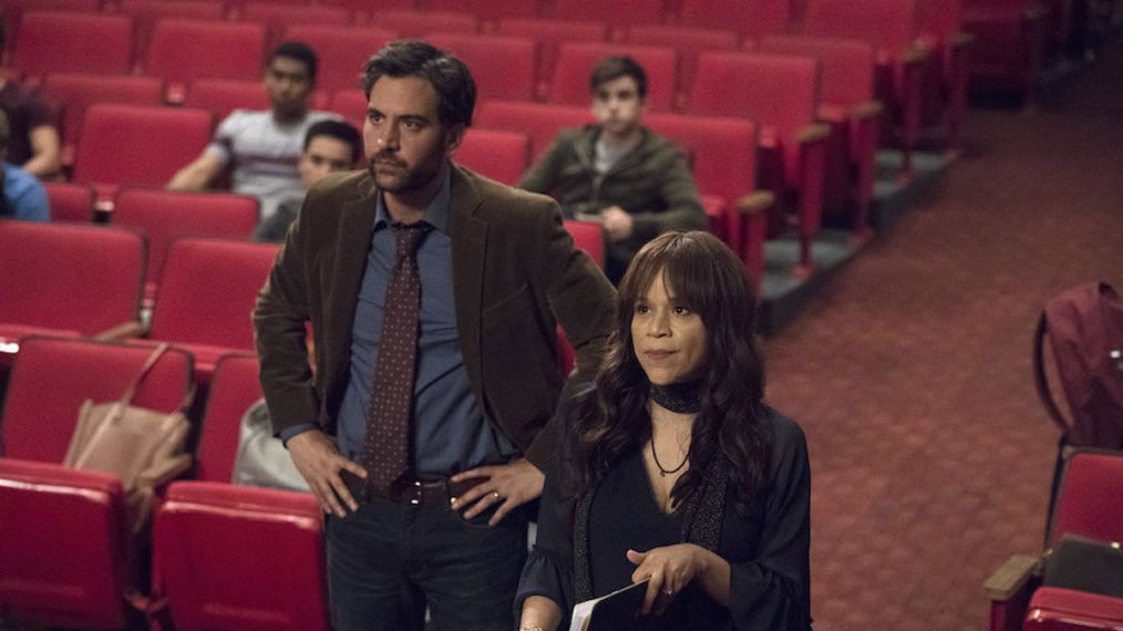 Josh Radnor as Lou Mazzuchelli, Rosie Perez as Tracey Wolfe on 'Rise' - Season 1