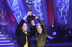 Dancing With the Stars – Apolo Anton Ohno and Julianne Hough hoisting their trophy