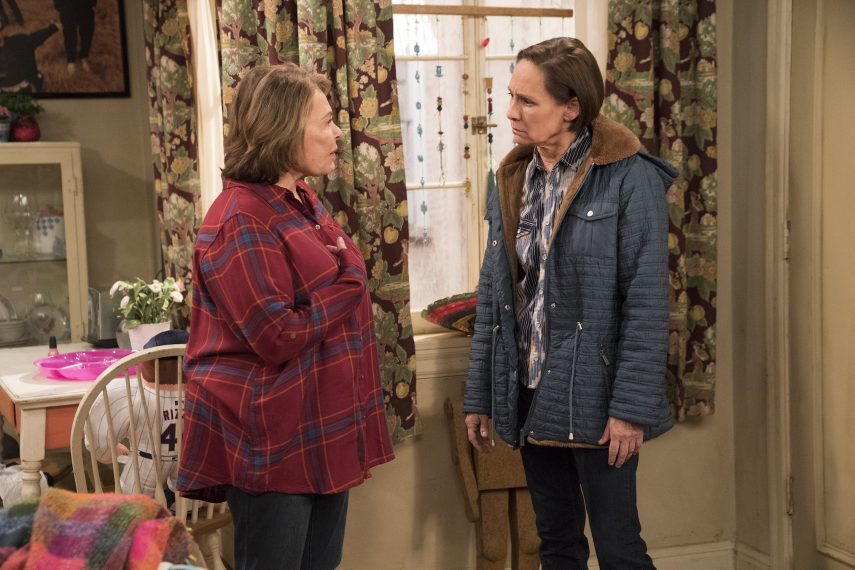 Roseanne Barr as Roseanne Conner and Laurie Metcalf as Jackie Harris on 'Roseanne'