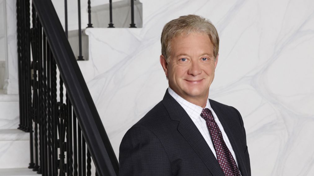 Jeff Perry as Cyrus in Scandal