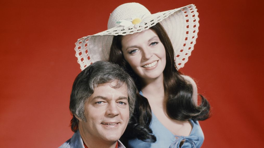 Bill Hayes as Doug Williams and Susan Seaforth Hayes as Julie Williams, bac...