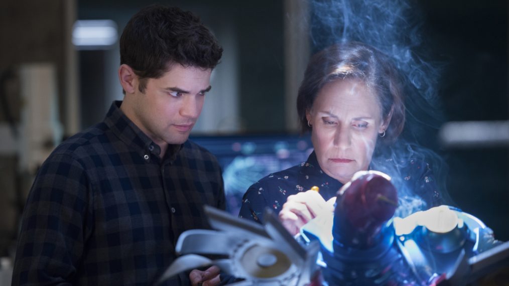 Supergirl - Jeremy Jordan as Winn and Laurie Metcalf as Mary McGowan