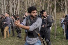 Avi Nash as Siddiq, Cooper Andrews as Jerry - The Walking Dead - Season 8, Episode 16