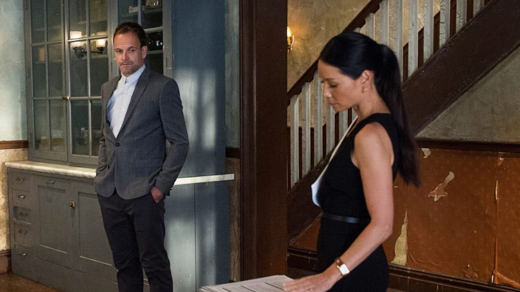 Jonny Lee Miller as Sherlock Holmes and Lucy Liu as Joan Watson in Elementary - 'An Infinite Capacity for Taking Pains'