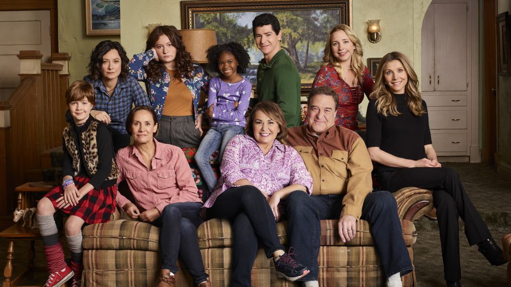 Roseanne - Ames McNamara, Sara Gilbert, Laurie Metcalf, Emma Kenney, Jayden Rey, Roseanne Barr, Michael Fishman, John Goodman, Lecy Goranson, Sarah Chalke