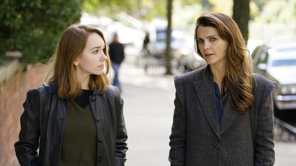 Holly Taylor as Paige Jennings, Keri Russell as Elizabeth Jennings on 'The Americans'