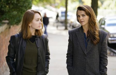Holly Taylor as Paige Jennings, Keri Russell as Elizabeth Jennings on 'The Americans'