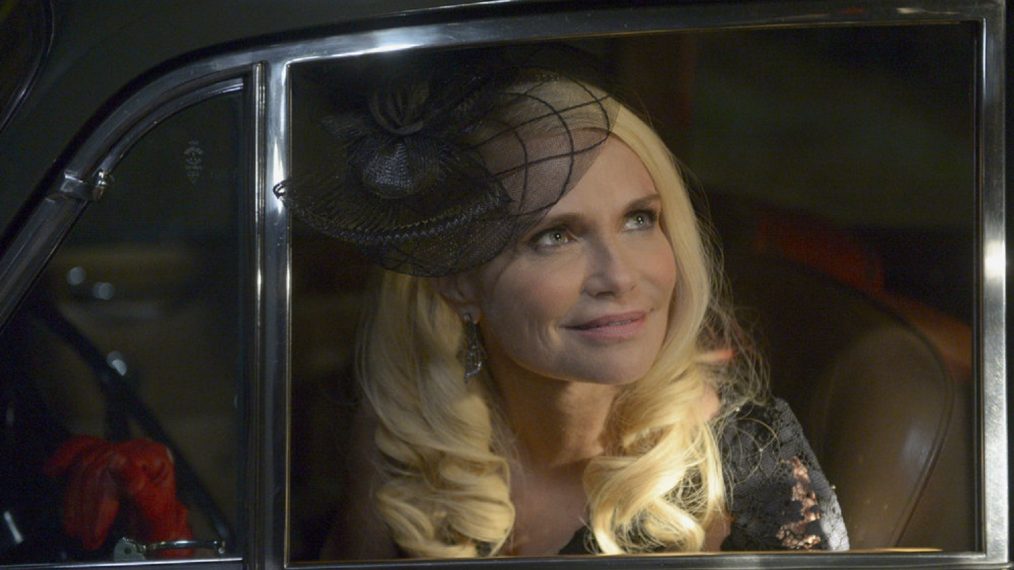 Trial & Error - Season 2 - Kristin Chenoweth as Lavinia Peck-Foster