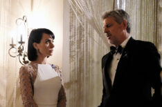 Constance Zimmer as Quinn and Christopher Cousins as Gary in UnReal - Season 3 - 'Codependence'
