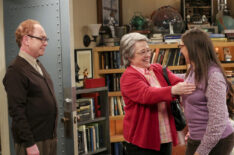 Mr. Fowler (Teller), Mrs. Fowler (Kathy Bates), and Amy Farrah Fowler (Mayim Bialik) in The Big Bang Theory - 'The Bow Tie Asymmetry'