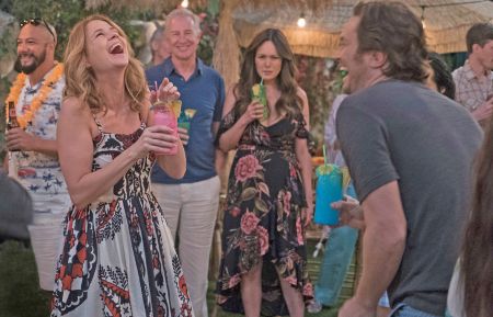 Splitting Up Together - JENNA FISCHER, GEOFF PIERSON, LINDSAY PRICE, OLIVER HUDSON