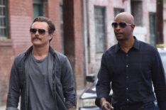 Clayne Crawford and Damon Wayans in 'Lethal Weapon'
