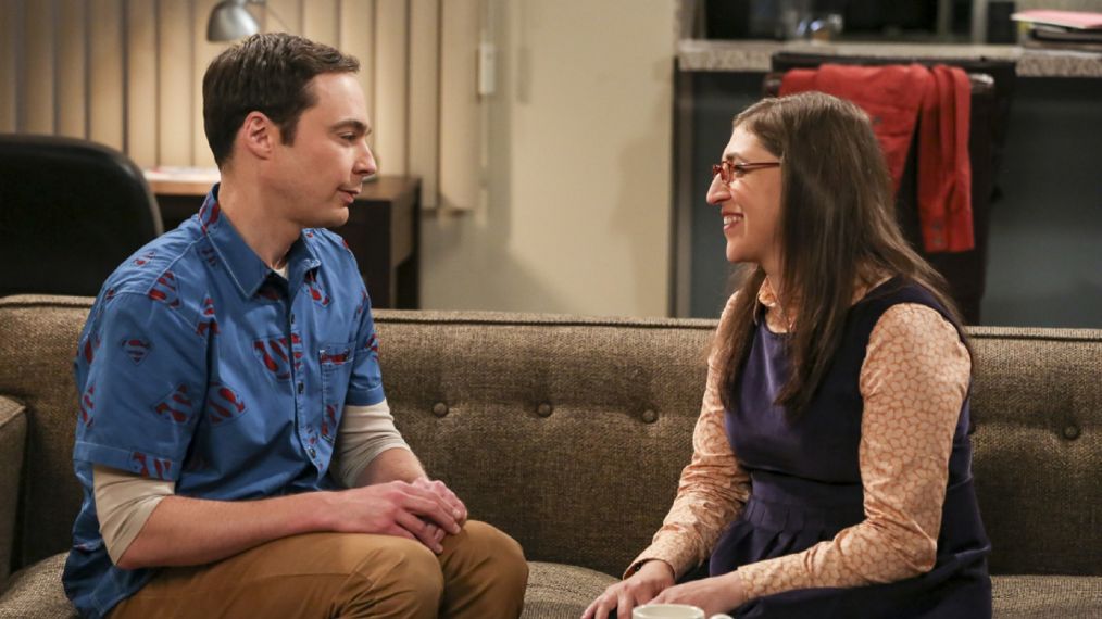 Sheldon Cooper (Jim Parsons) and Amy Farrah Fowler (Mayim Bialik) in The Big Bang Theory