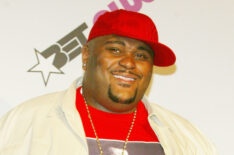 Singer Reuben Studdard poses backstage at the 2004 Black Entertainment Awards