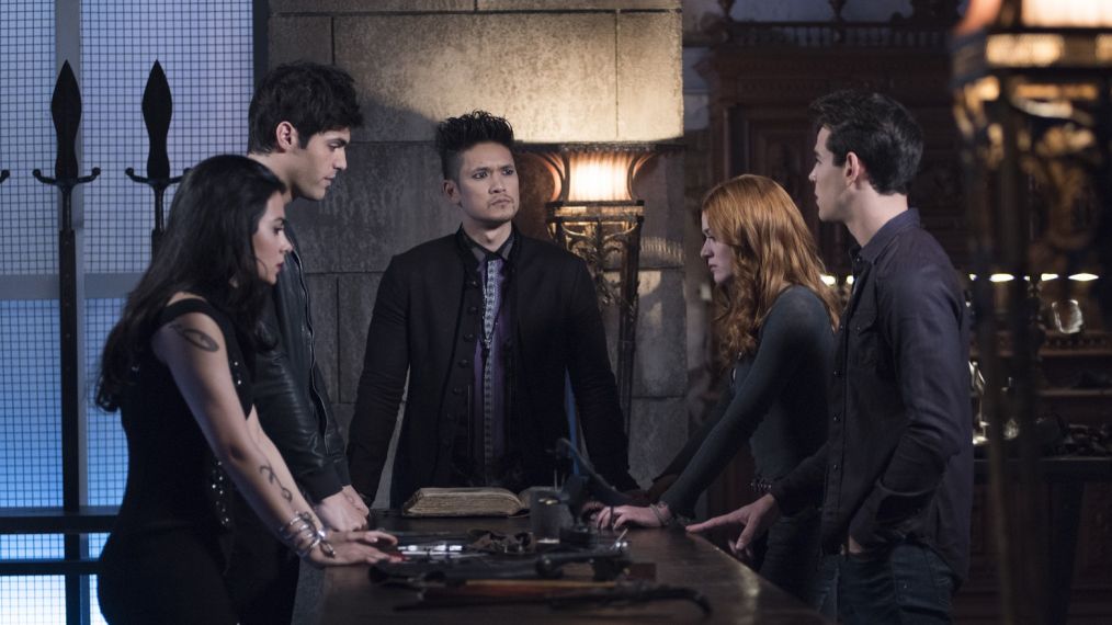 SHADOWHUNTERS - 'Salt In The Wound' - With the OwlÕs identity revealed, Alec, Isabelle, and Clary head to Alicante to try and find a way to stop him. Luke and Simon team up to track LilithÕs latest possible victim. Maia reflects on her past. This episode of 'Shadowhunters' airs Tuesday, May 1 (8:00 - 9:00 p.m. EDT) on Freeform. (Freeform/John Medland) EMERAUDE TOUBIA, MATTHEW DADDARIO, HARRY SHUM JR., KATHERINE MCNAMARA, ALBERTO ROSENDE