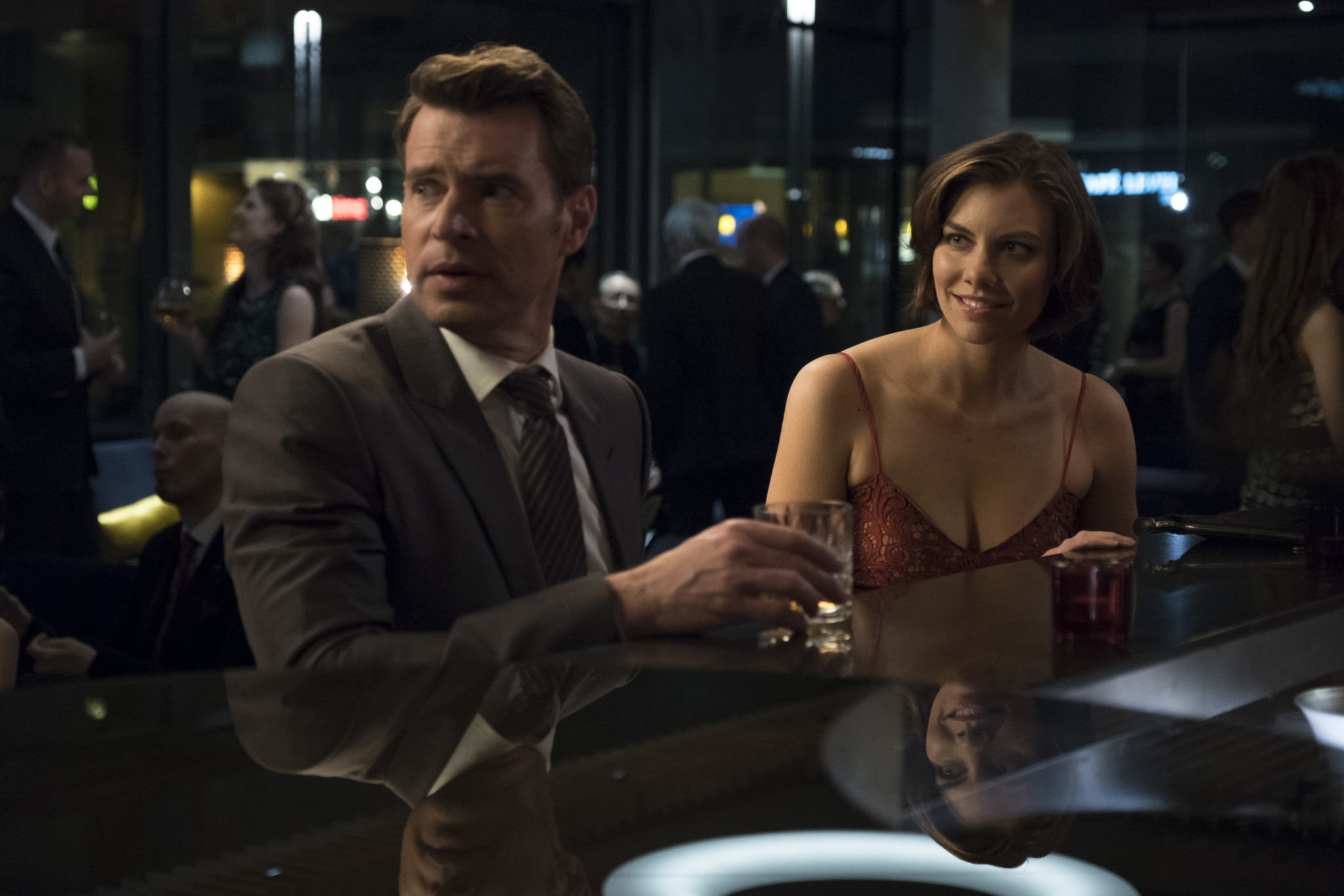 Scott foley talks working with in demand lauren cohan on whiskey