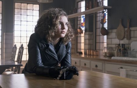 GOTHAM: Camren Bicondova in the ÒA Dark Knight: The Sinking Ship The Grand ApplauseÓ episode of GOTHAM airing Thursday, March 22 (8:00-9:00 PM ET/PT) on FOX. ©2018 Fox Broadcasting Co. Cr: David Giesbrecht/FOX