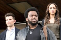 Adam Scott, Craig Robinson, and Amber Stevens in the 'The Article' Ghosted