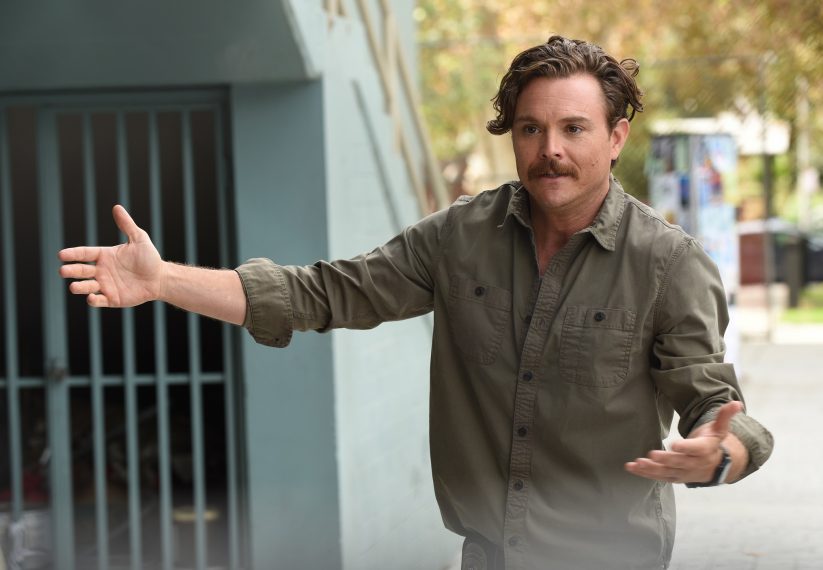 LETHAL WEAPON: Clayne Crawford in the "Fools Rush In) episode of LETHAL WEAPON airing Tuesday, Dec. 5 (8:00-9:00 PM ET/PT) on FOX. ©2017 Fox Broadcasting Co. CR: Ray Mickshaw/FOX