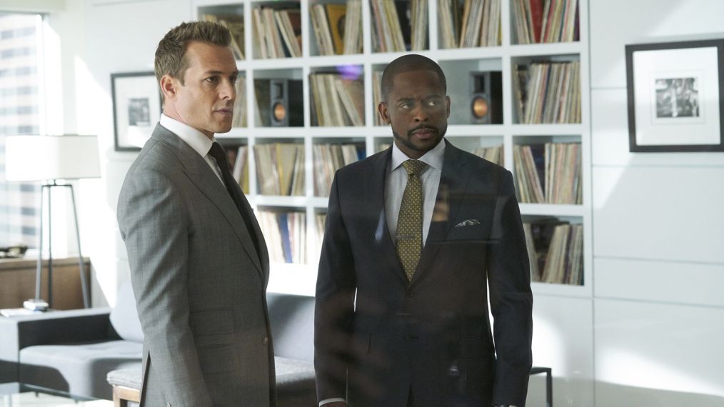 SUITS -- Episode 801 -- Pictured: (l-r) -- (Photo by: Ian Watson/USA Network)