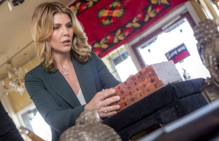 Lori Loughlin as garage sale guru and amateur sleuth Jennifer Shannon in Garage Sale Mystery The Pandoras Box Murders