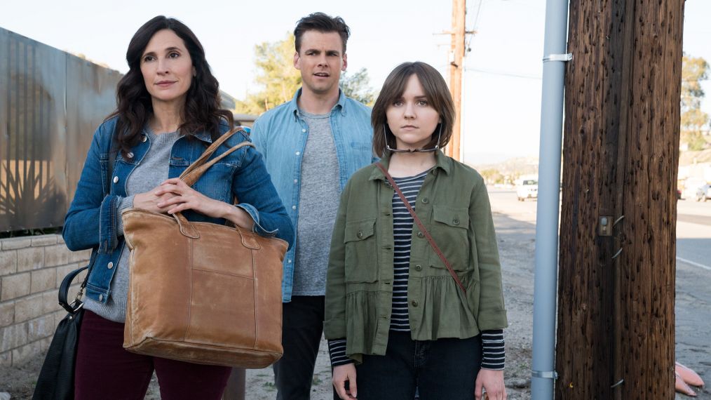 Casual - Michaela Watkins, Tommy Dewey, Tara Lynne Barr - Season 4, Episode 6 - 'Polytropos'