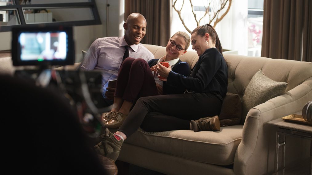 Supergirl - BTS - Mehcad Brooks, Melissa Benoist, Katie McGrath