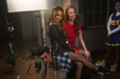 Behind the scenes of Riverdale - Charles Melton, Vanessa Morgan, Madelaine Petsch
