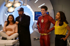 The Flash - Danielle Nicolet, Jesse L. Martin, Grant Gustin, Candice Patton