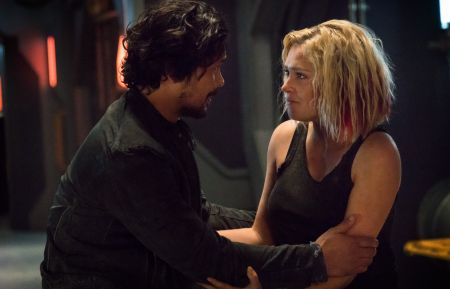 The 100 - Bob Morley, Eliza Taylor