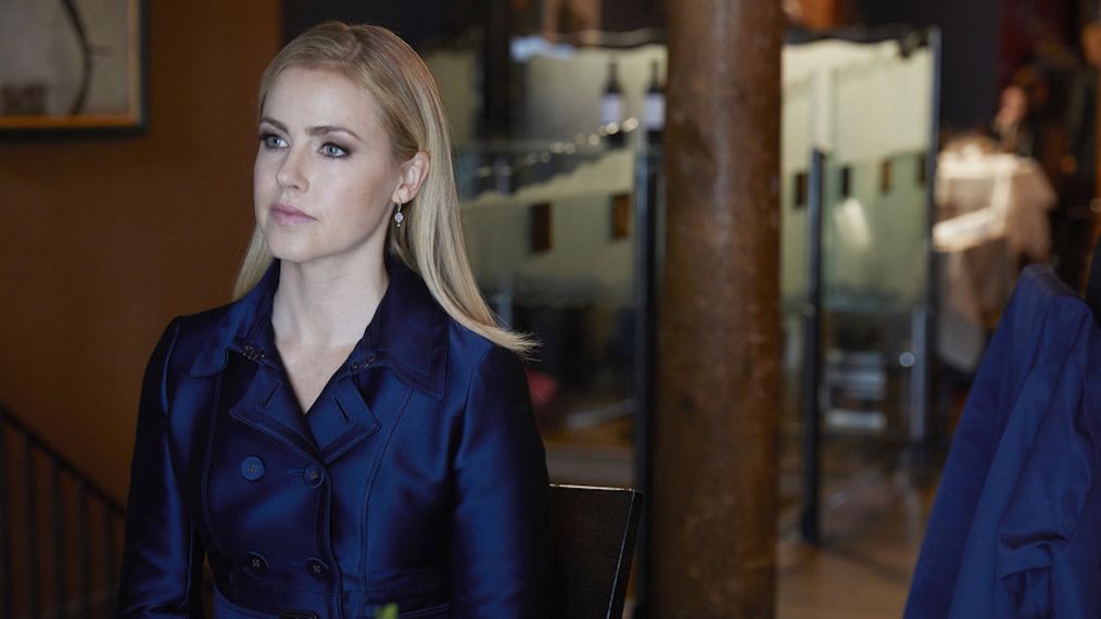 Amanda Schull on Suits - Season 8